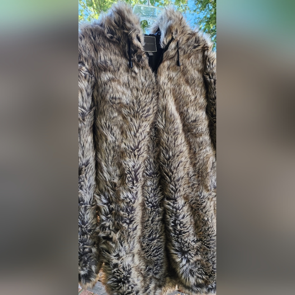 Urbancode London Faux Fur Coat w/Hood, Size: Small, Colour: Wolfy